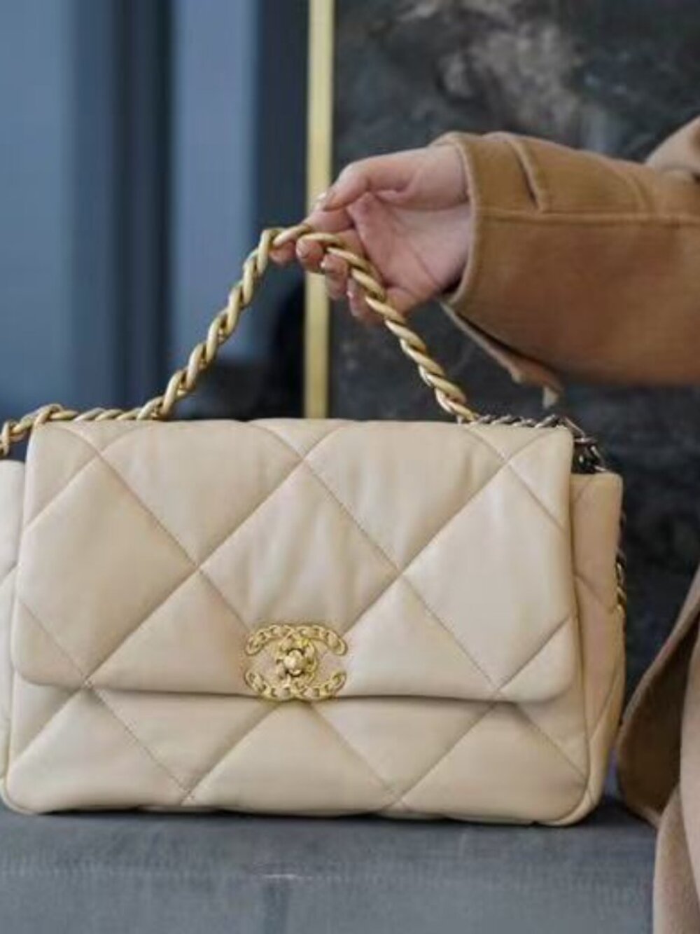 Classic CHANEL   bag: A Stylish and Versatile Choice for Elegance